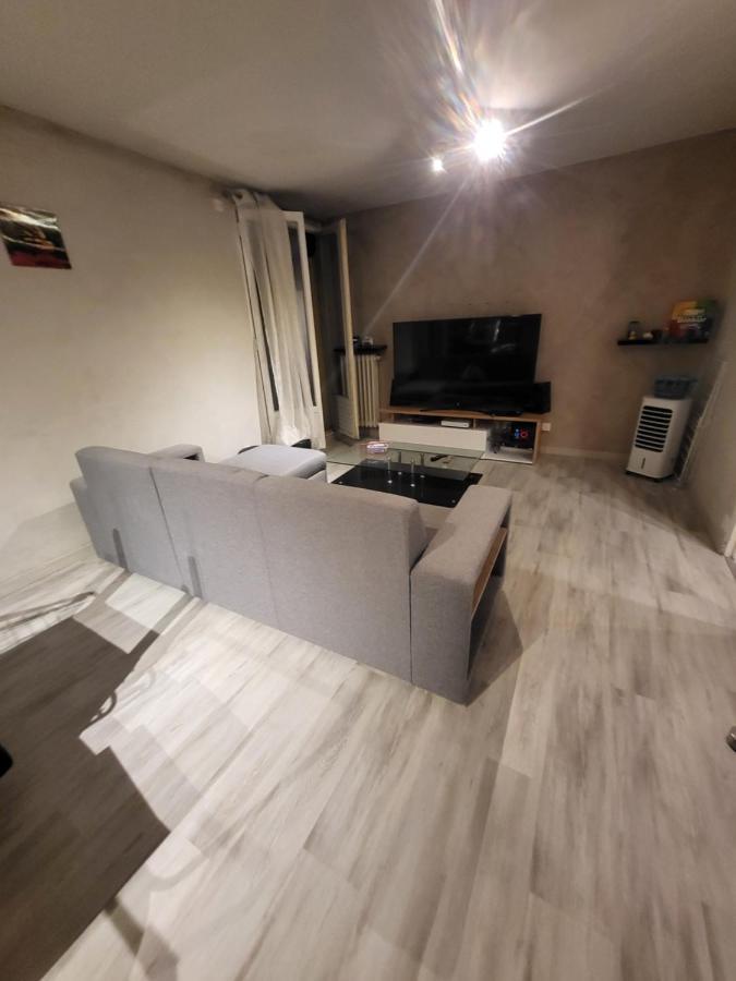 Chambre Neuve Dans Un Logement Partage A 10 Minute Du Circuit 24H Allonnes (Sarthe) Exterior foto