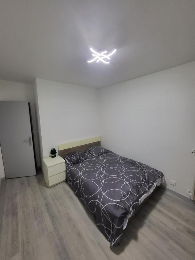 Chambre Neuve Dans Un Logement Partage A 10 Minute Du Circuit 24H Allonnes (Sarthe) Exterior foto